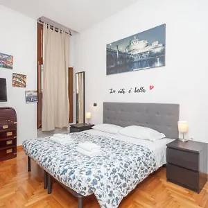 Pellegrino Piazza Navona Apartment Rome